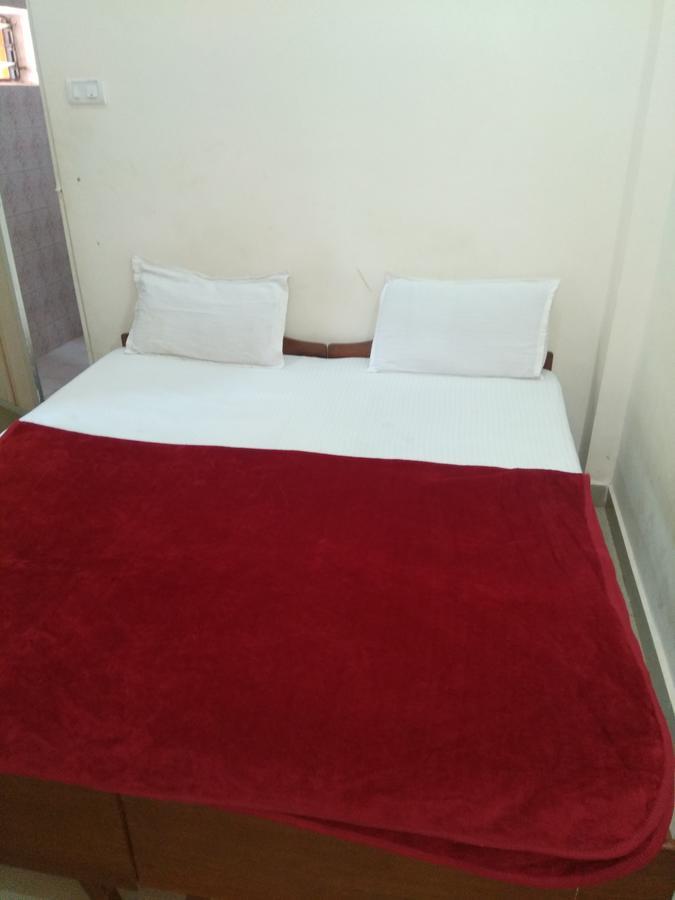 Red Lion Hotel Calangute Exterior foto